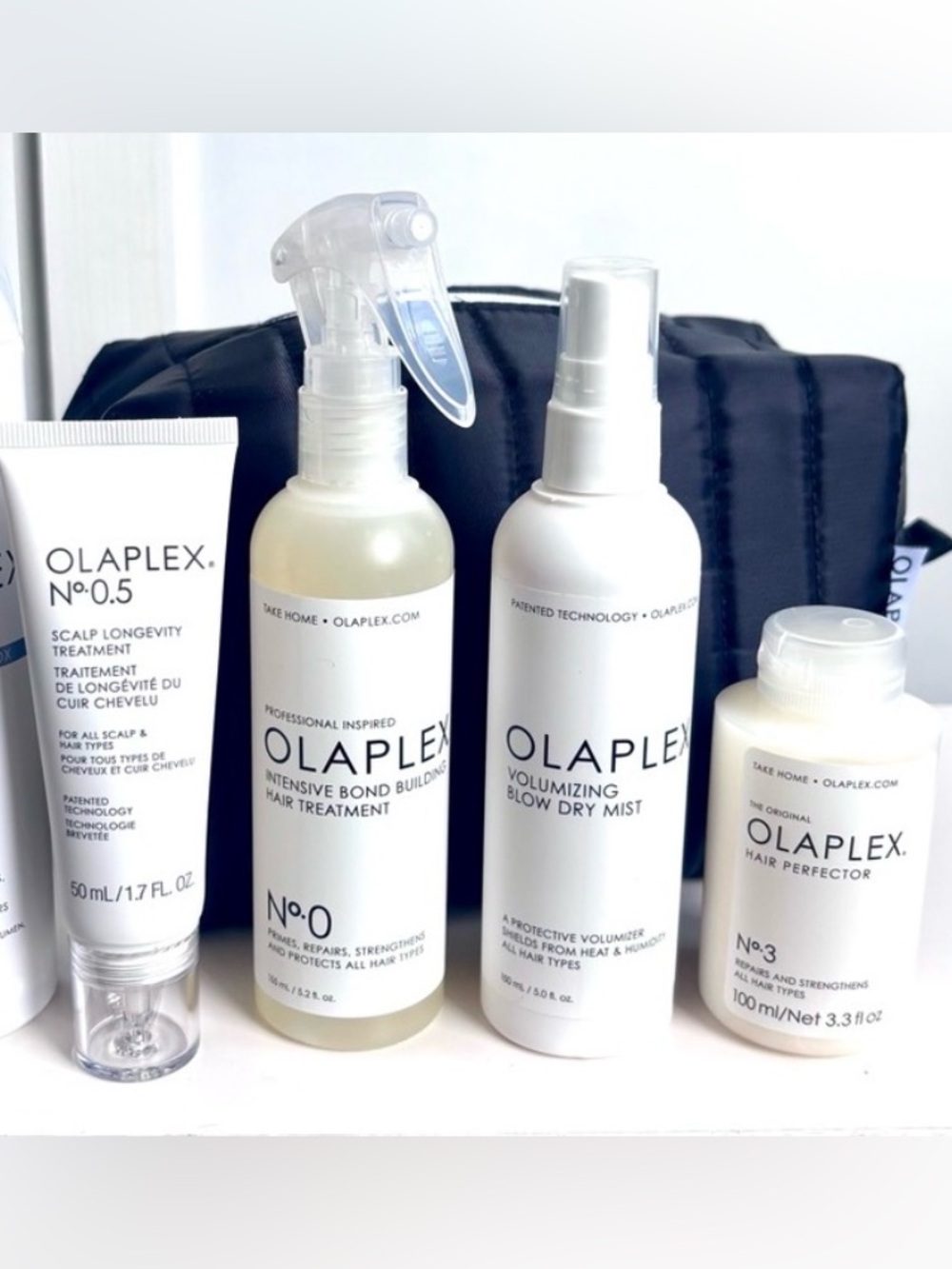 OLAPLEX Haircare Set + Travel Case